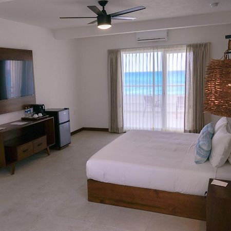 The Mint Resort Isla Mujeres Exterior photo
